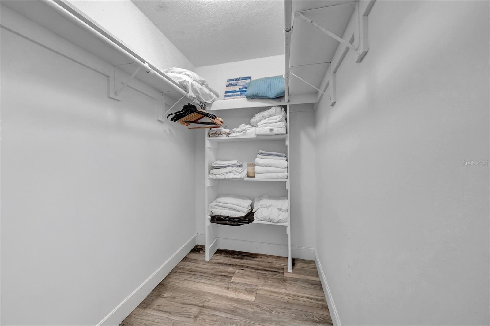 WINDRUSH COVE PH 1 CONDO - Residential