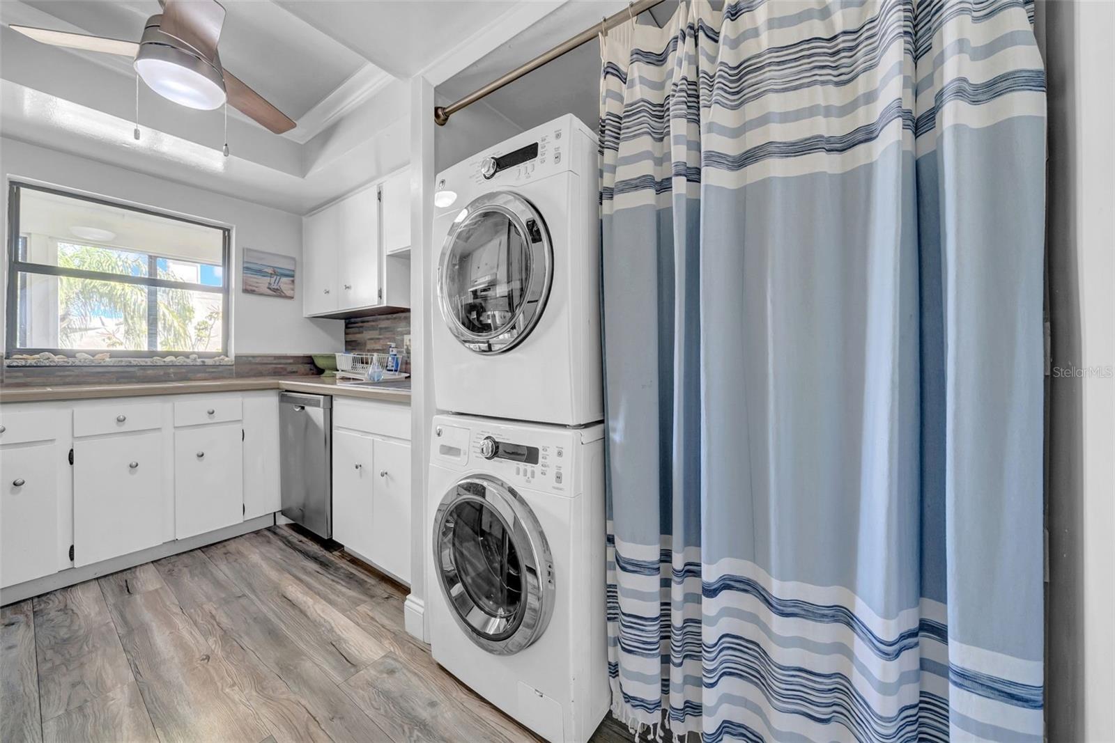 WINDRUSH COVE PH 1 CONDO - Residential