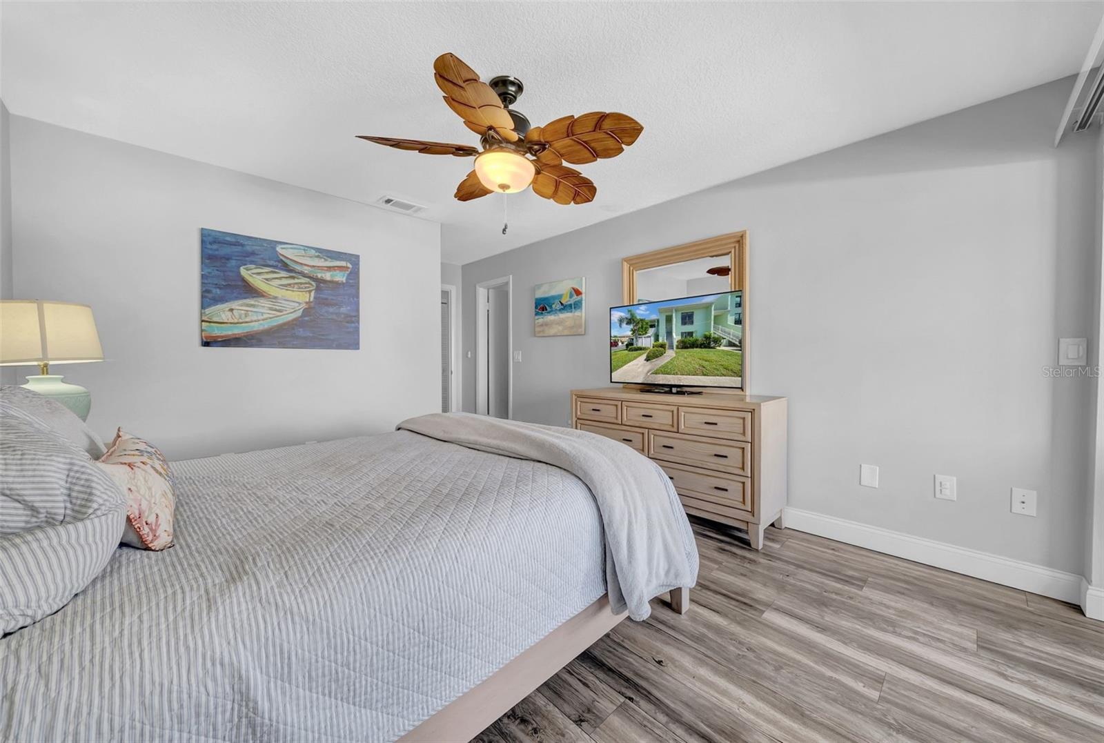 WINDRUSH COVE PH 1 CONDO - Residential