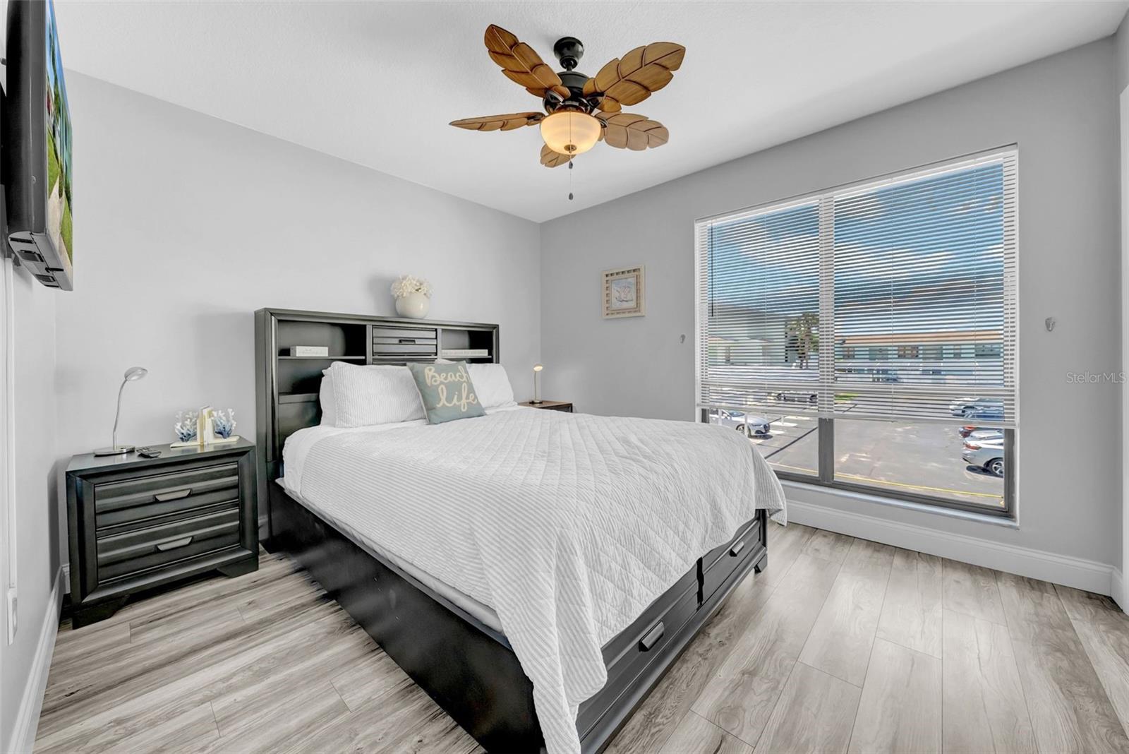 WINDRUSH COVE PH 1 CONDO - Residential