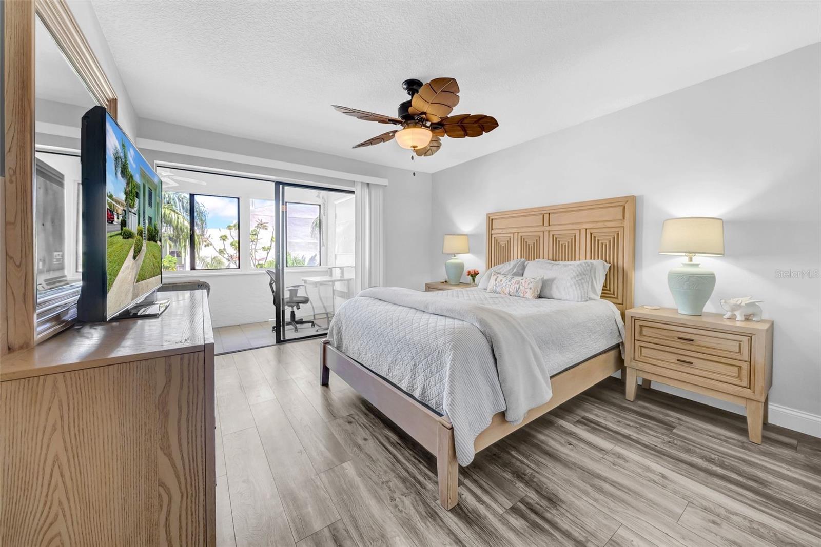 WINDRUSH COVE PH 1 CONDO - Residential