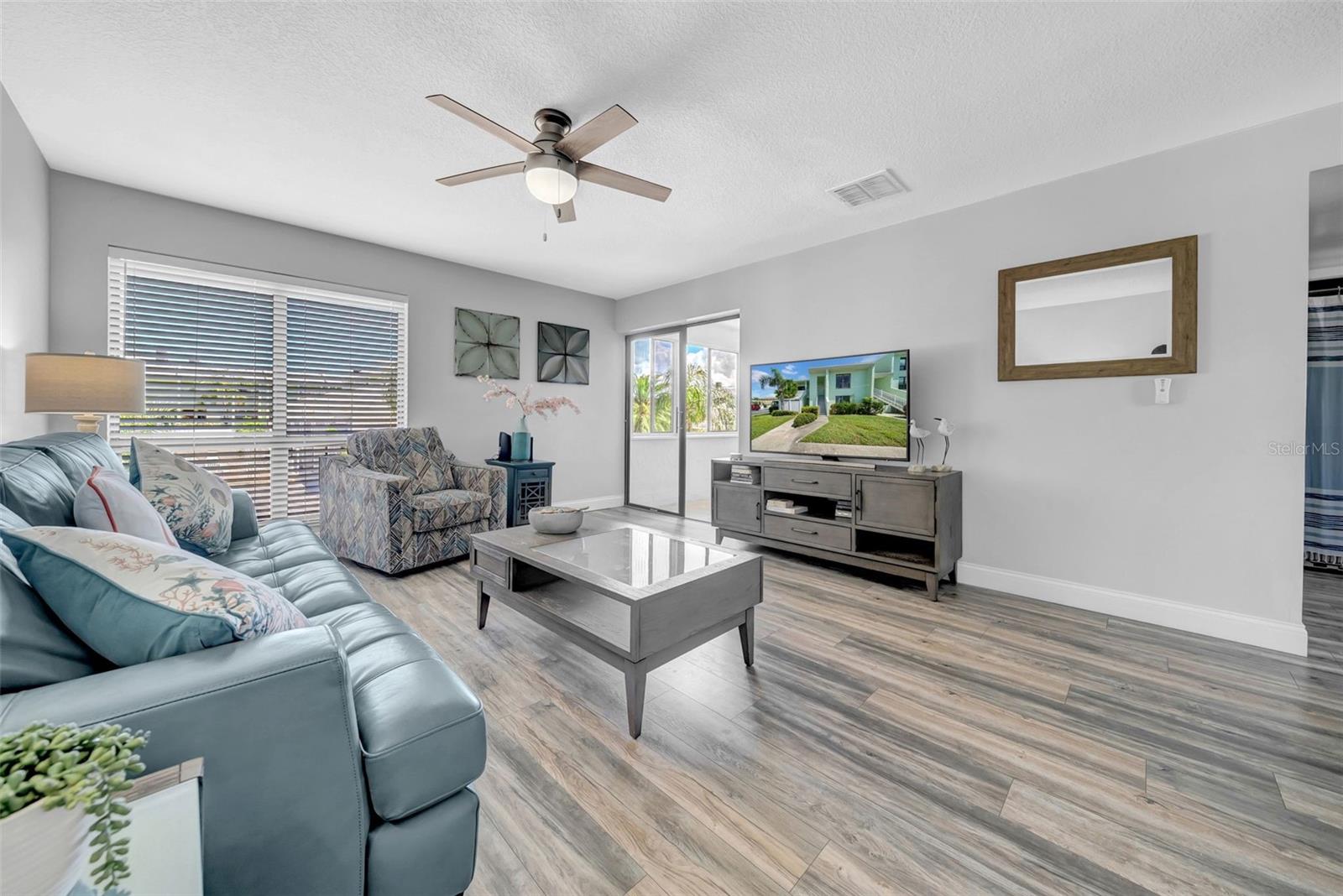 WINDRUSH COVE PH 1 CONDO - Residential