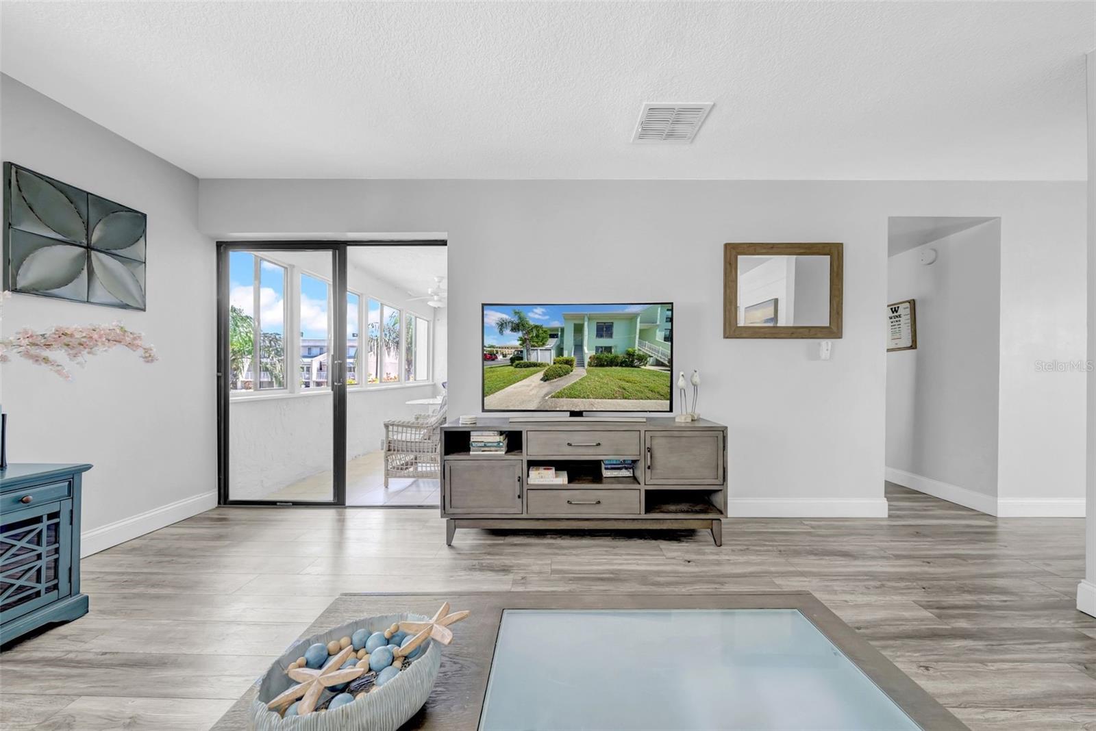 WINDRUSH COVE PH 1 CONDO - Residential