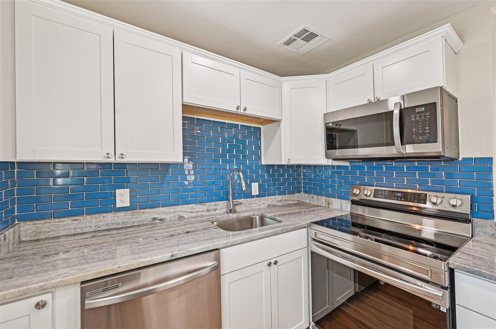 ANDOVER H CONDO - Residential