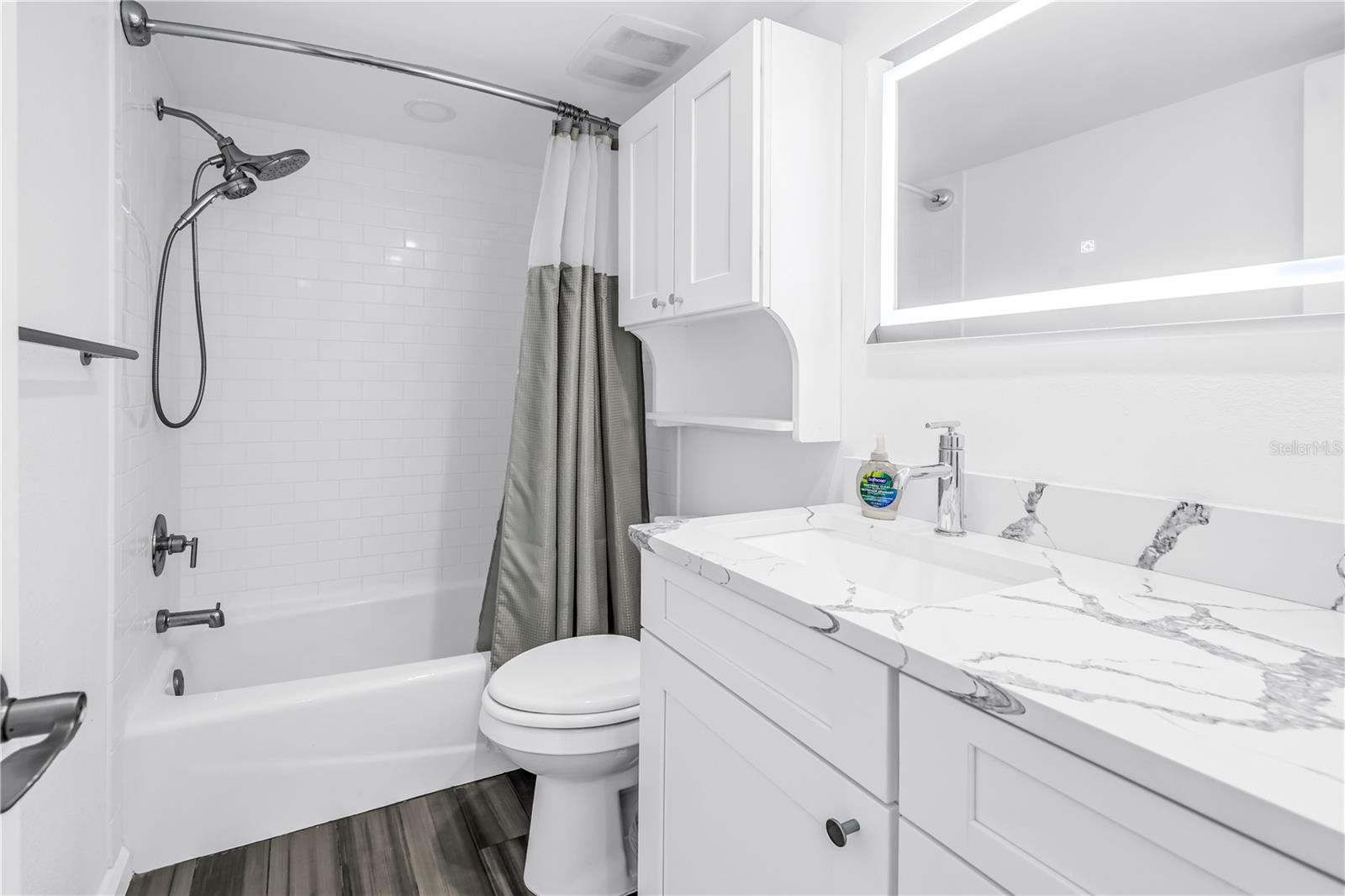 YACHT HAVEN CONDO - Residential