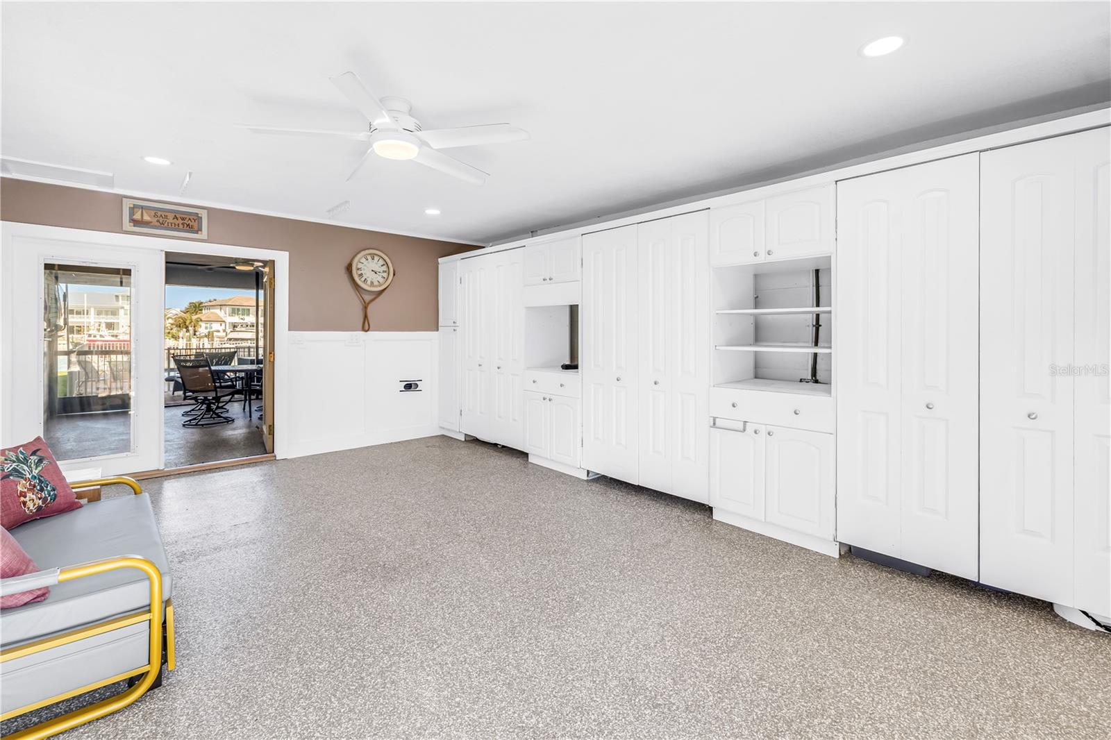 YACHT HAVEN CONDO - Residential