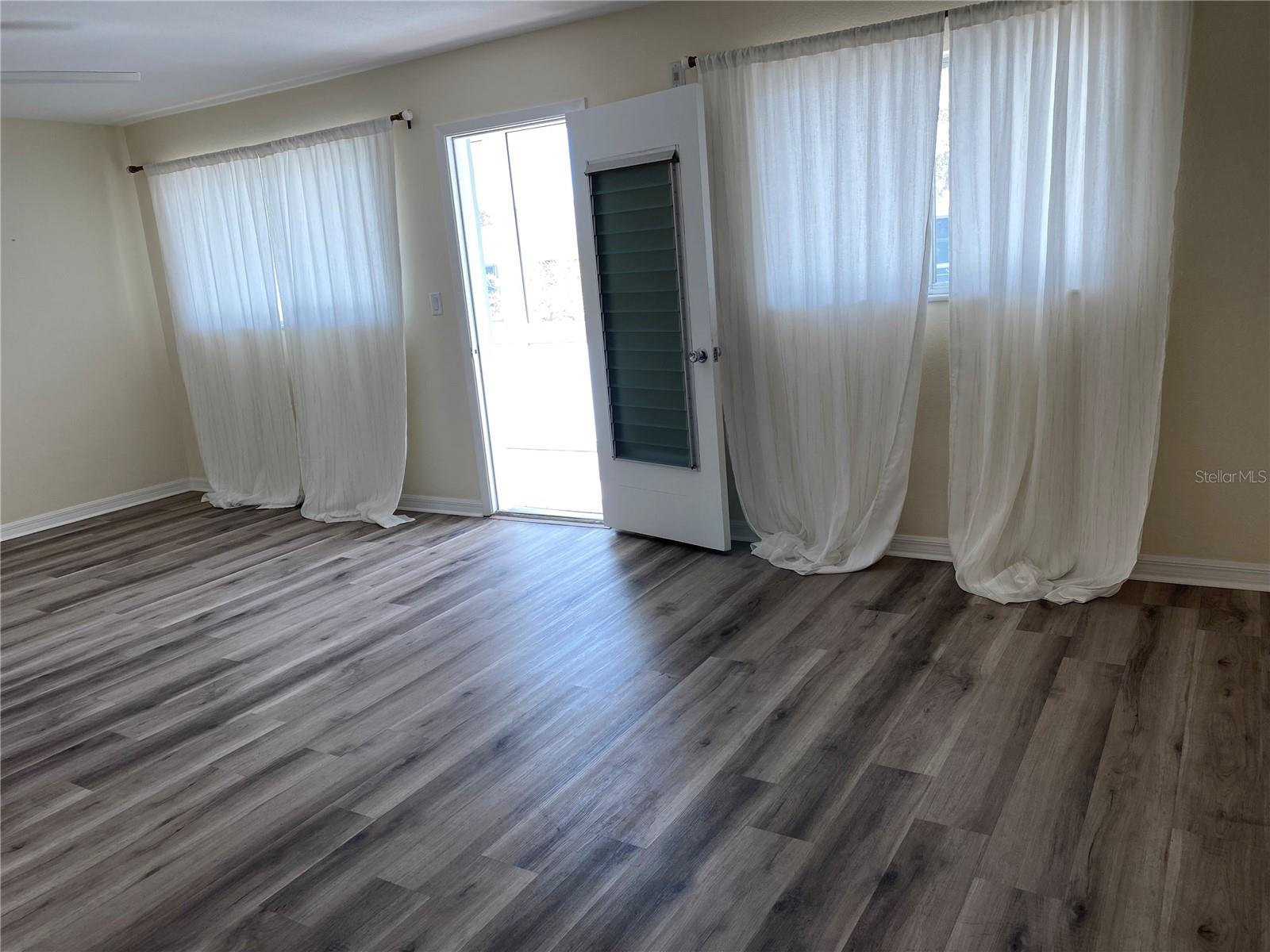 SEMINOLE GARDEN APTS CO-OP - Residential