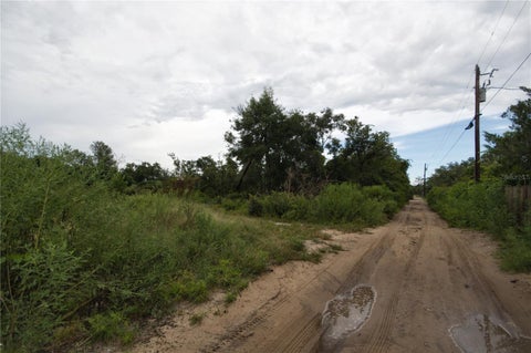 Tiny photo for SE 144th Lane, Umatilla, FL 32784 (MLS # G5117128)