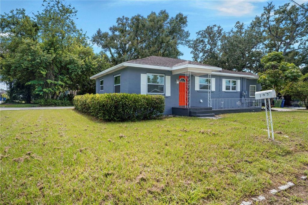 Photo of 703 E Hamilton Avenue, Tampa, FL 33604 (MLS # TB8530687)