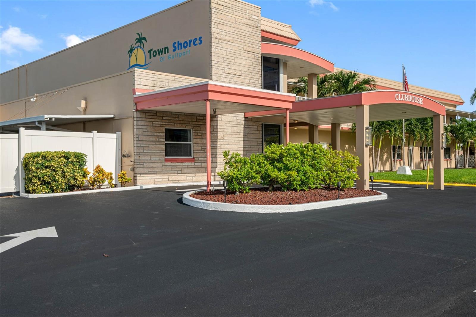 TOWN SHORES OF GULFPORT - Residential