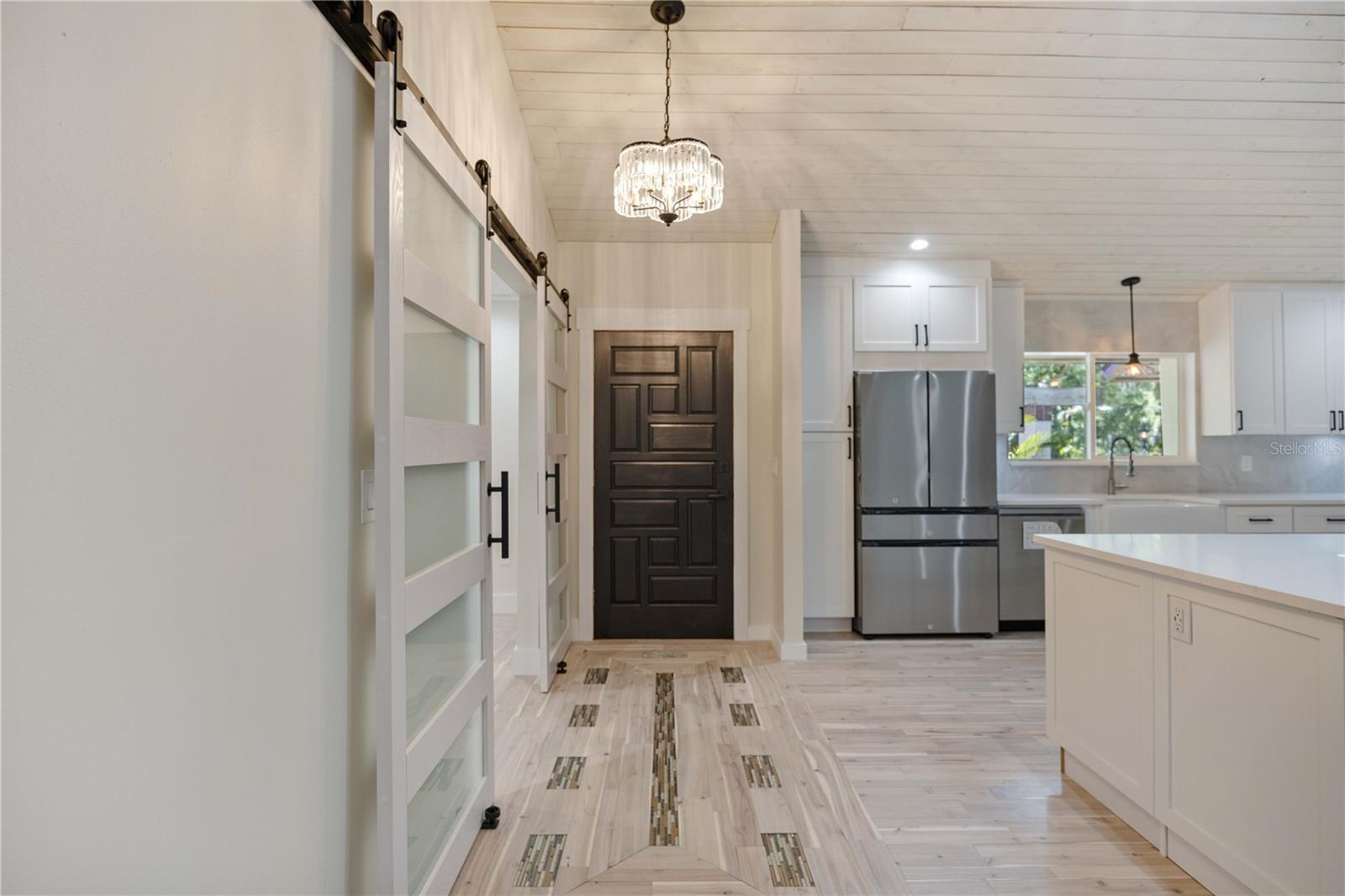 4916 HIDDEN OAKS TRAIL