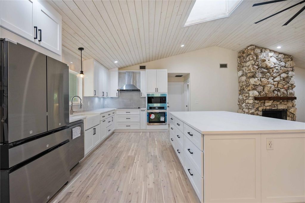 Photo of 4916 Hidden Oaks Trail, Sarasota, FL 34232 (MLS # A4648541)