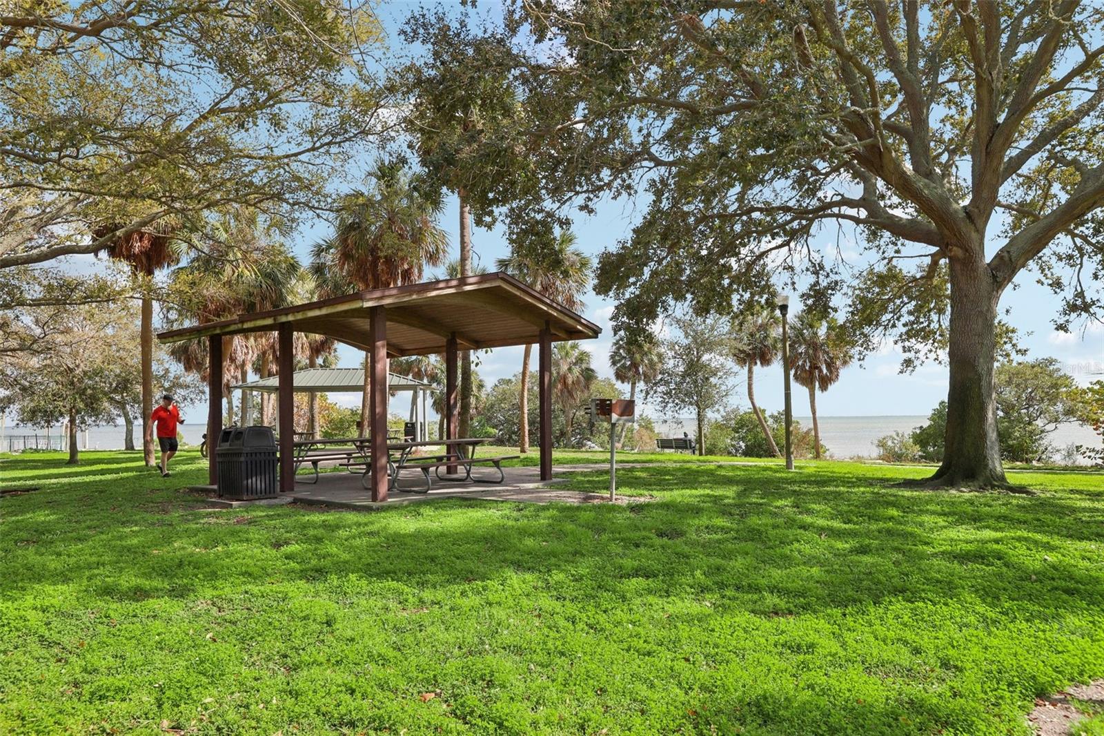 HARBOR LIGHTS SUB - Residential