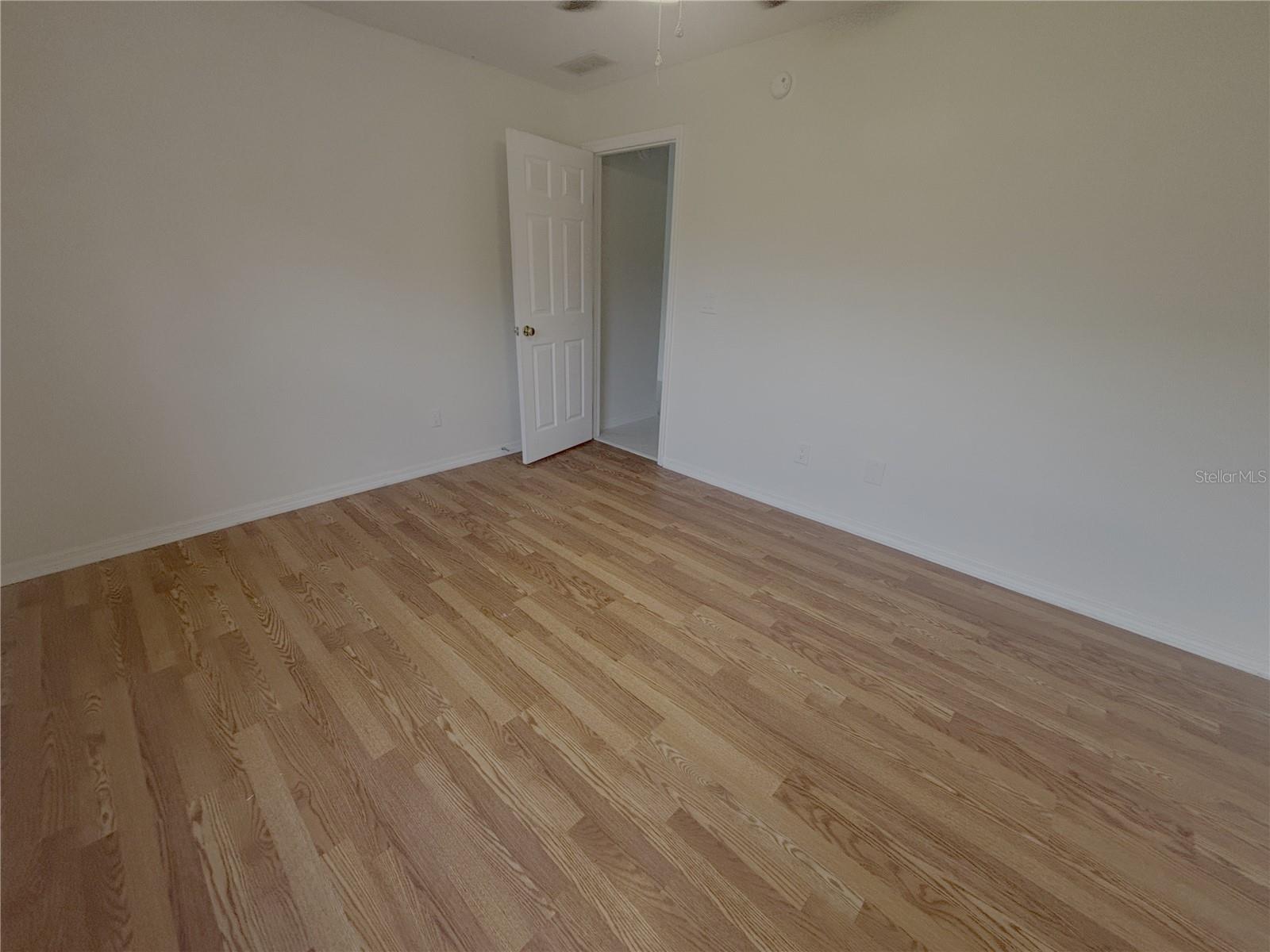 ROLLING RANCH ESTATE - Residential Lease