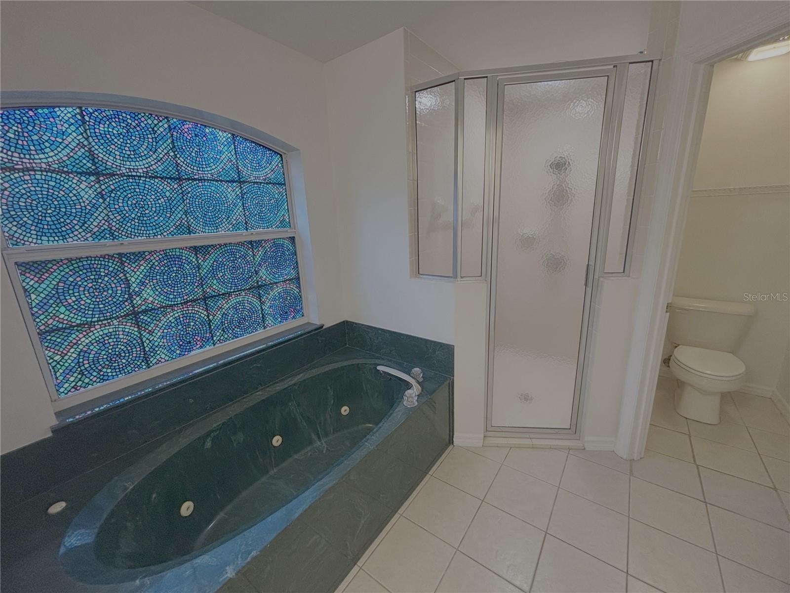 ROLLING RANCH ESTATE - Residential Lease