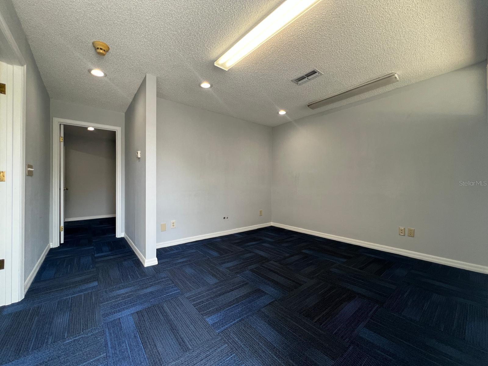 STARTING GATE OFFICE COMPLEX - Commercial Lease