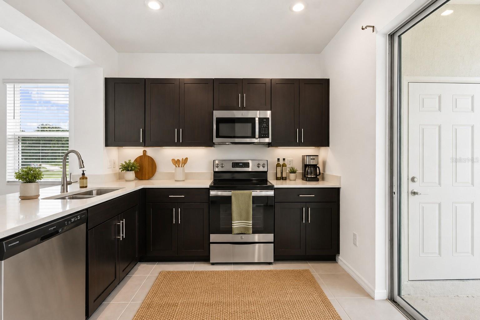 6361 FAIRMONT LANE