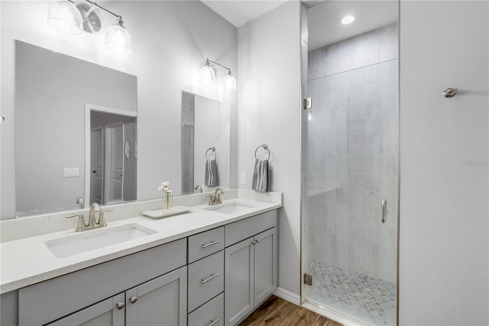 FLORIDA SHORES 01 - Residential