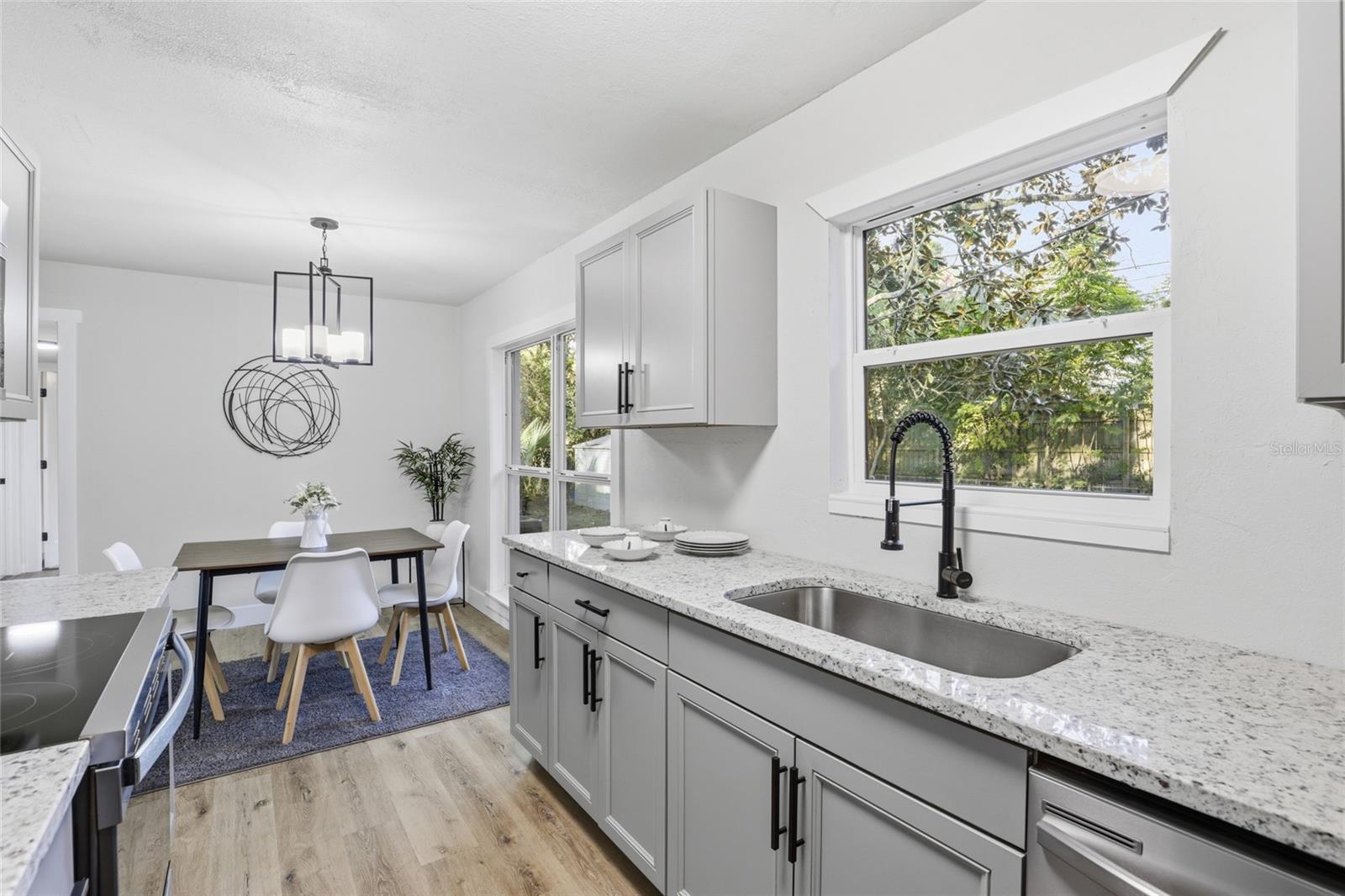 WOODLAND TERRACE - Residential