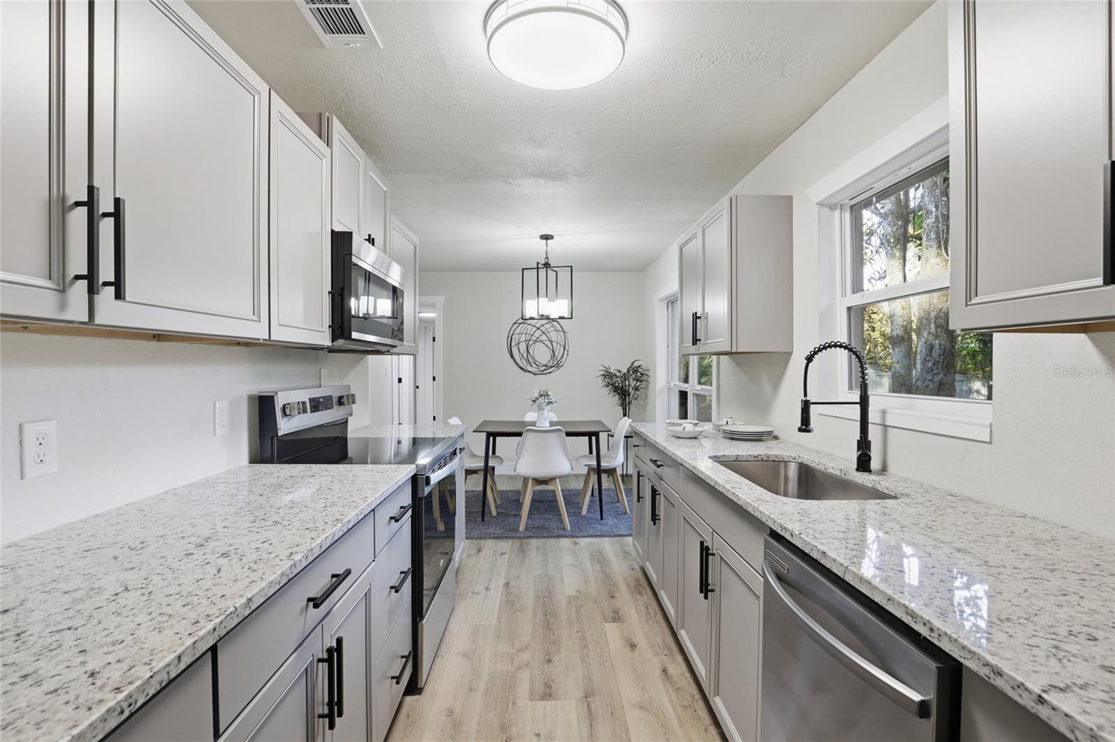 WOODLAND TERRACE - Residential