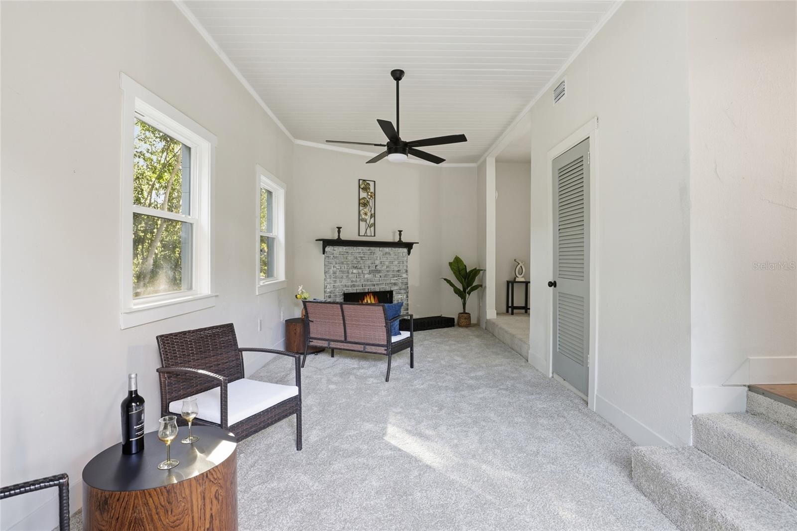 WOODLAND TERRACE - Residential