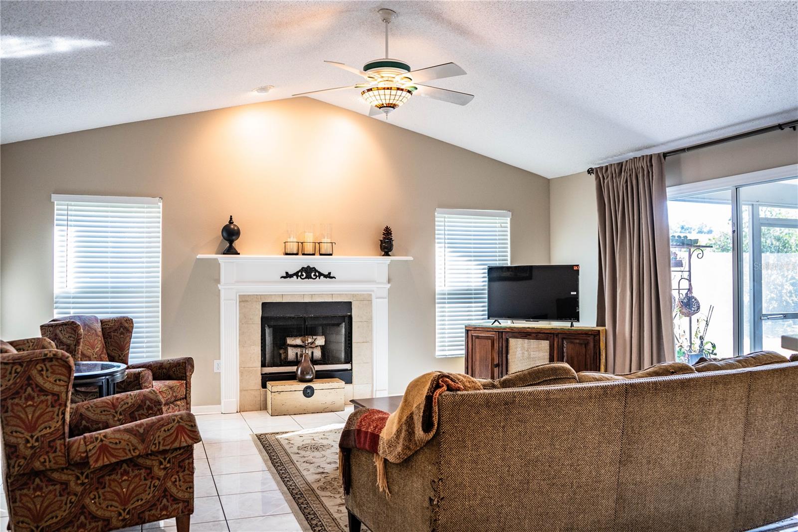 CHRISTINA OAKS PH 02 - Residential