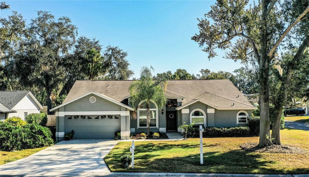 Photo of 6410 Beechnut Drive, Lakeland, FL 33813 (MLS # L4957406)