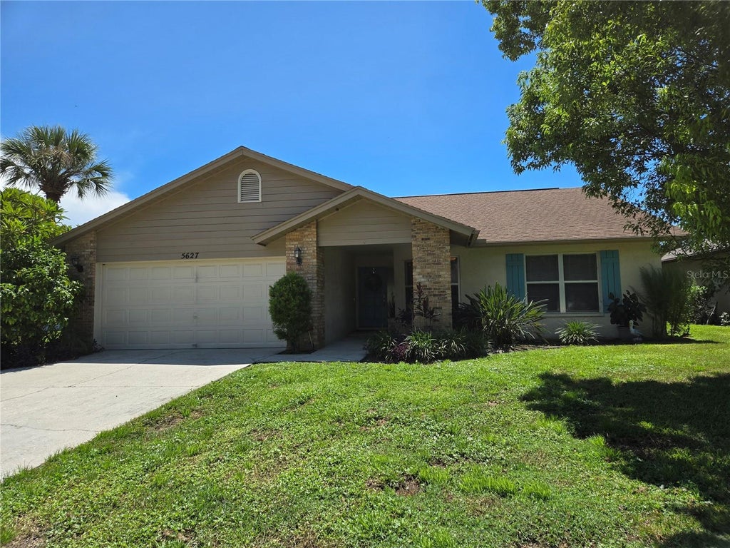 Photo of 5627 29th Street Circle E, Bradenton, FL 34203 (MLS # A4705223)