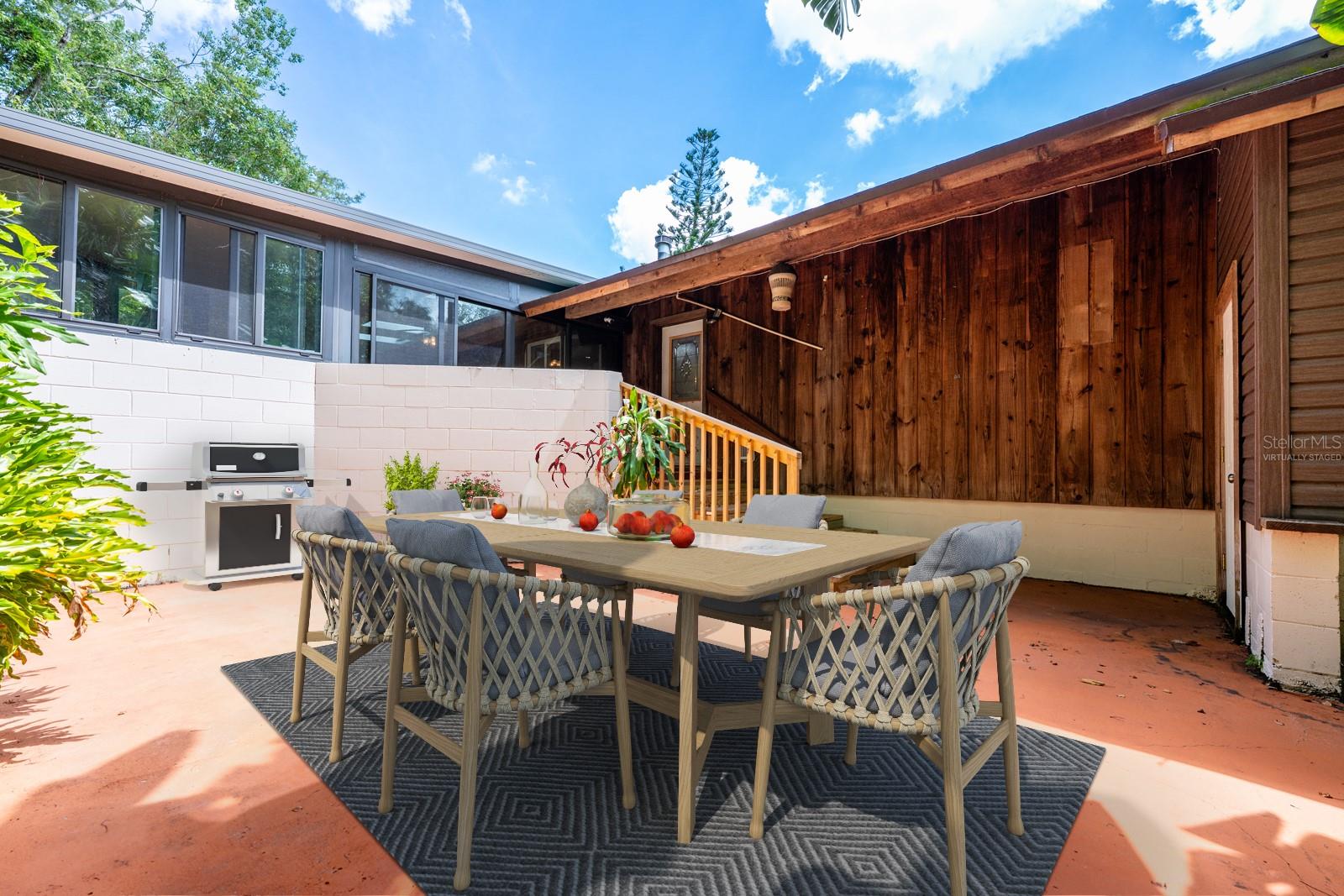 1242 MURDOCK BOULEVARD