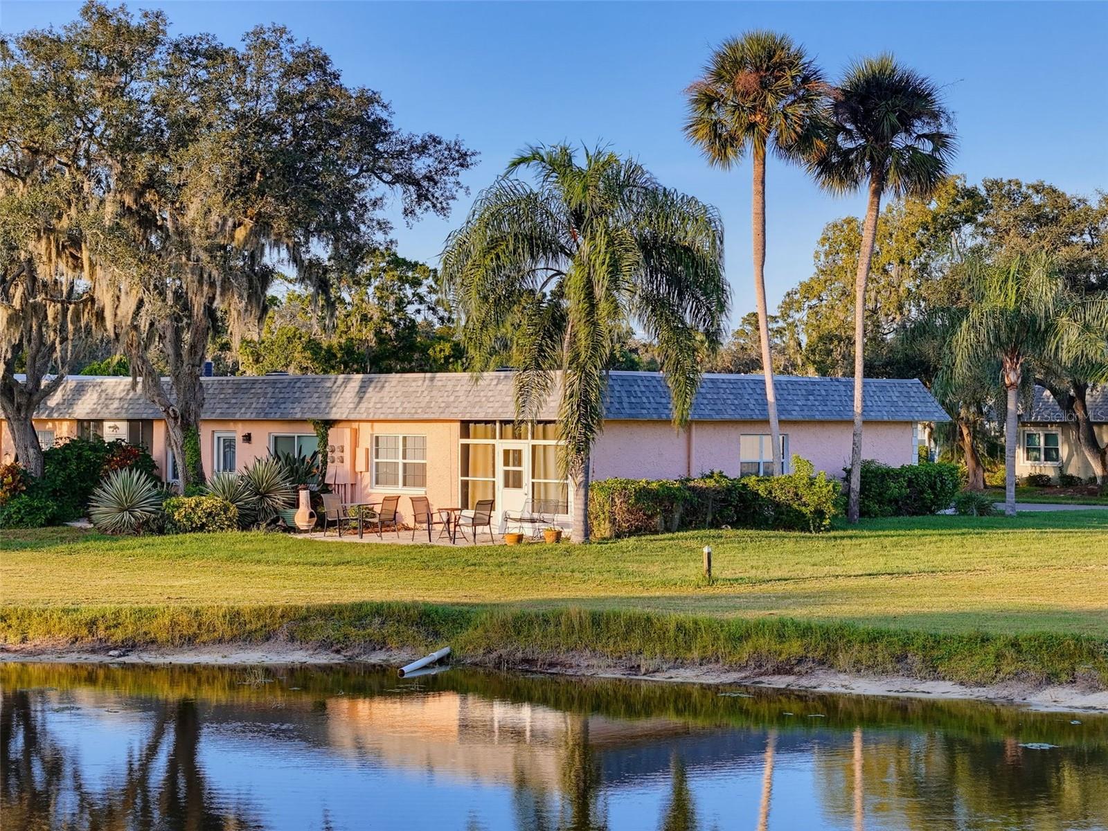 3827 TROPHY BOULEVARD