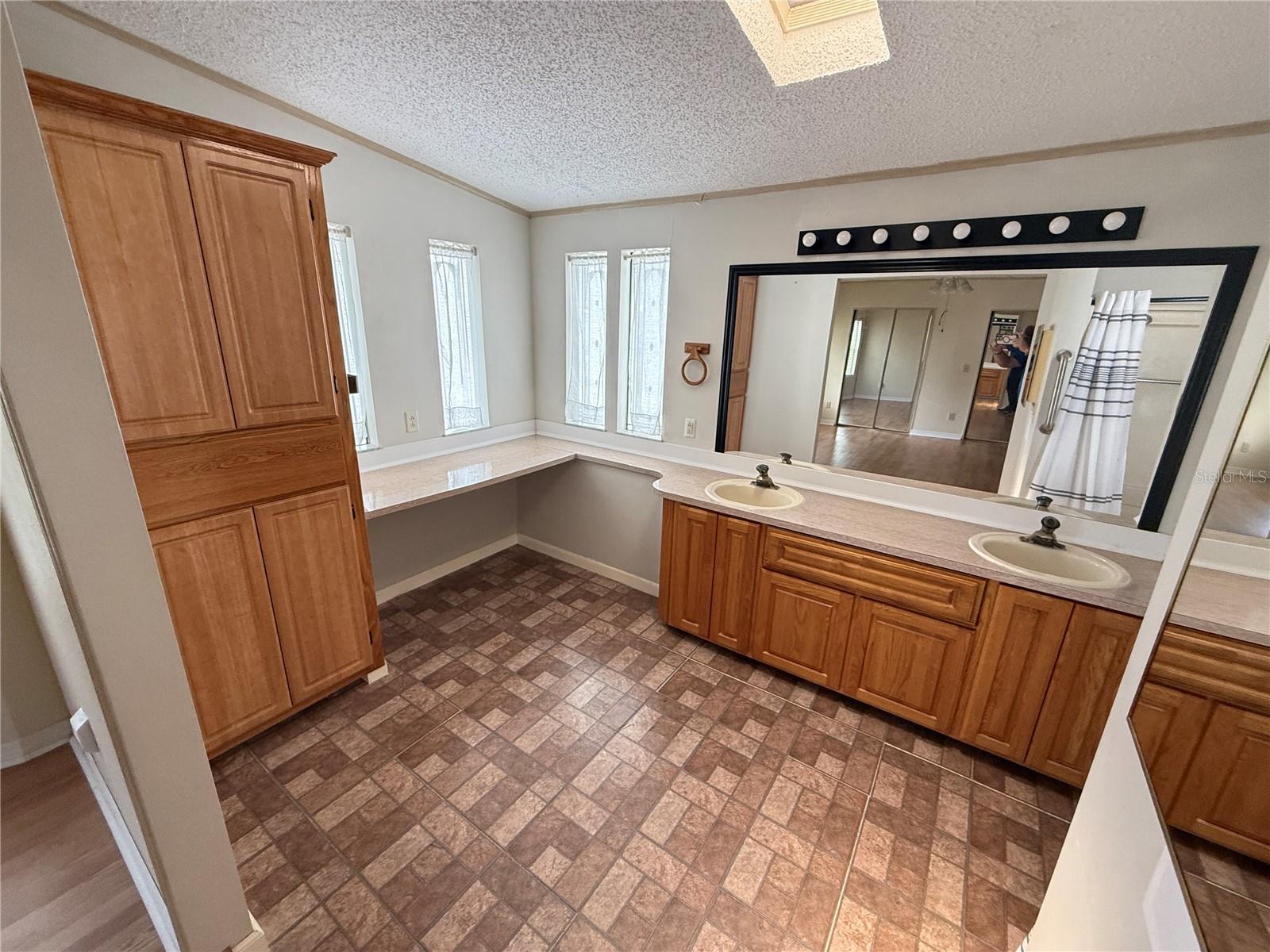 MOUNT OLIVE SHORES PH 03 - Residential