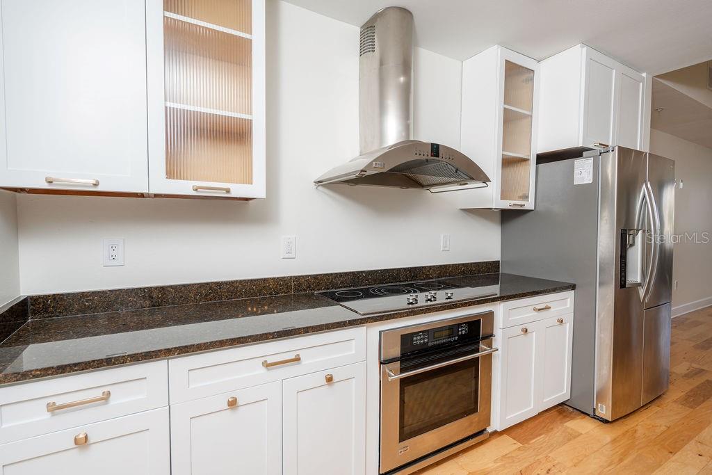 1000 CHANNELSIDE A CONDO - Residential