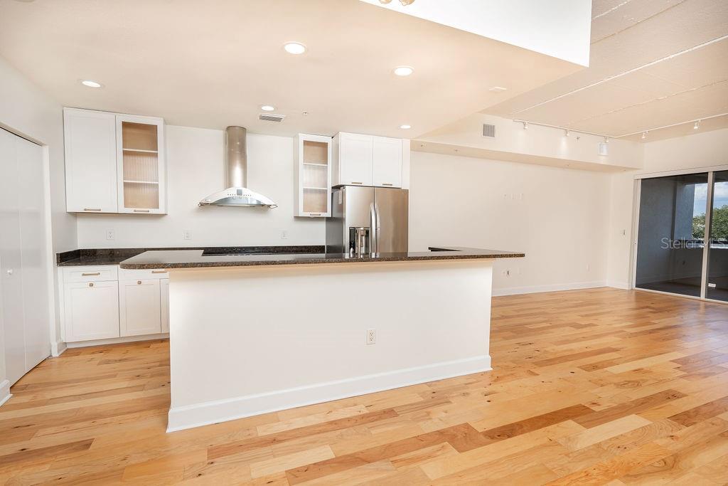 1000 CHANNELSIDE A CONDO - Residential