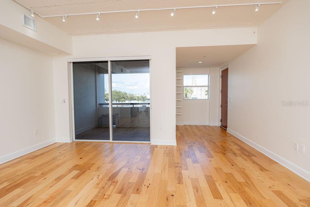 1000 CHANNELSIDE A CONDO - Residential