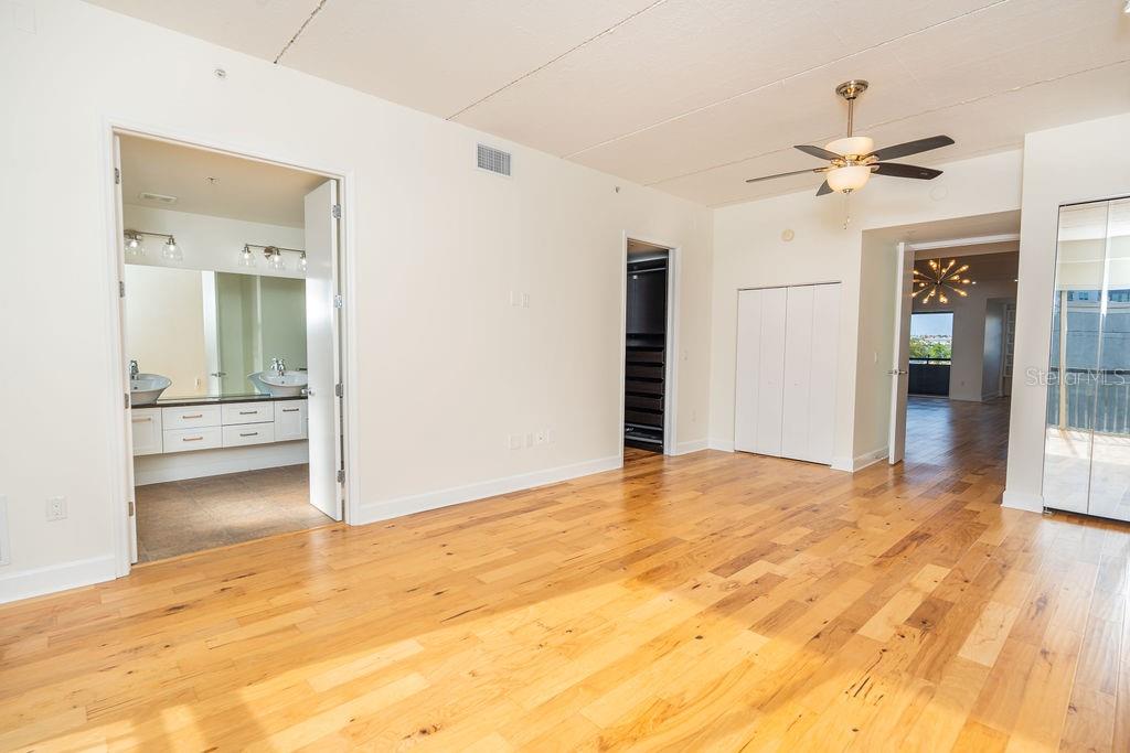 1000 CHANNELSIDE A CONDO - Residential