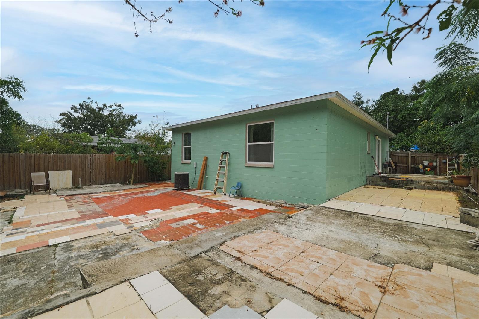 TAMPA OVERLOOK - Residential