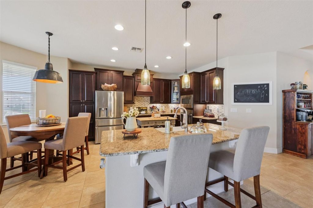 Photo of 4001 Chandler Estates Drive, Apopka, FL 32712 (MLS # TB8487173)