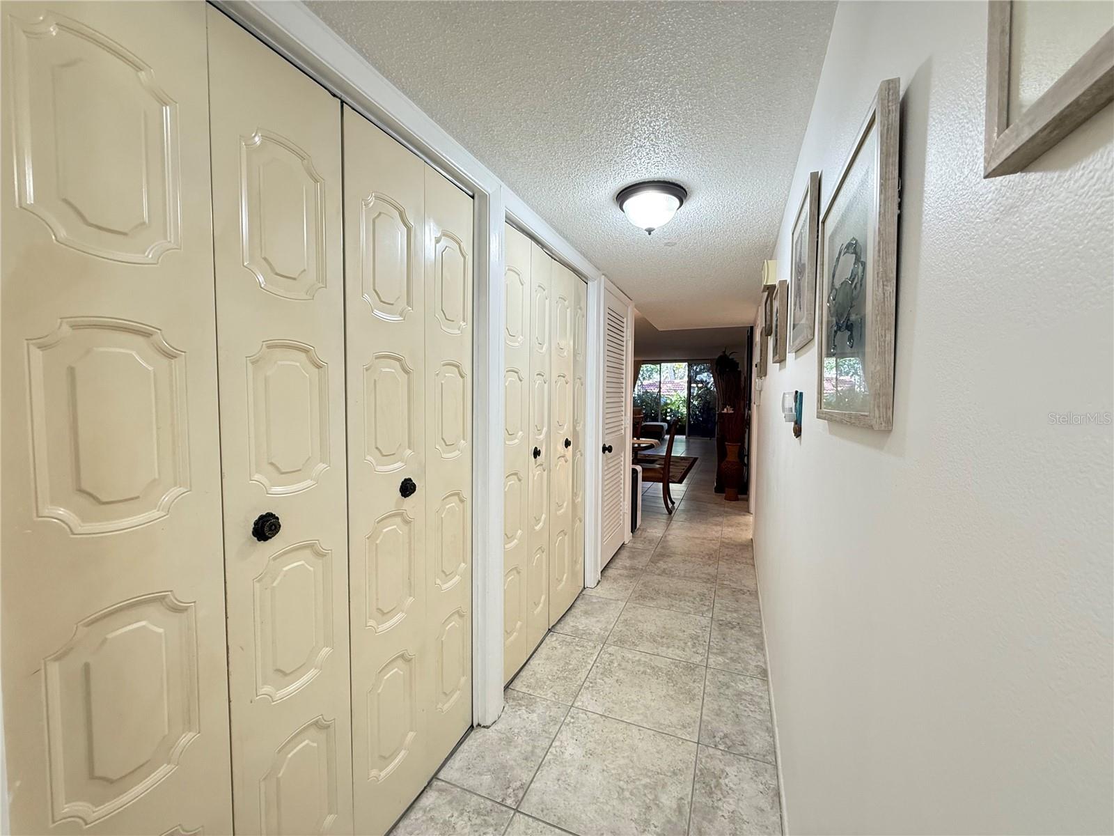 SEVILLE CONDO 4 - Residential