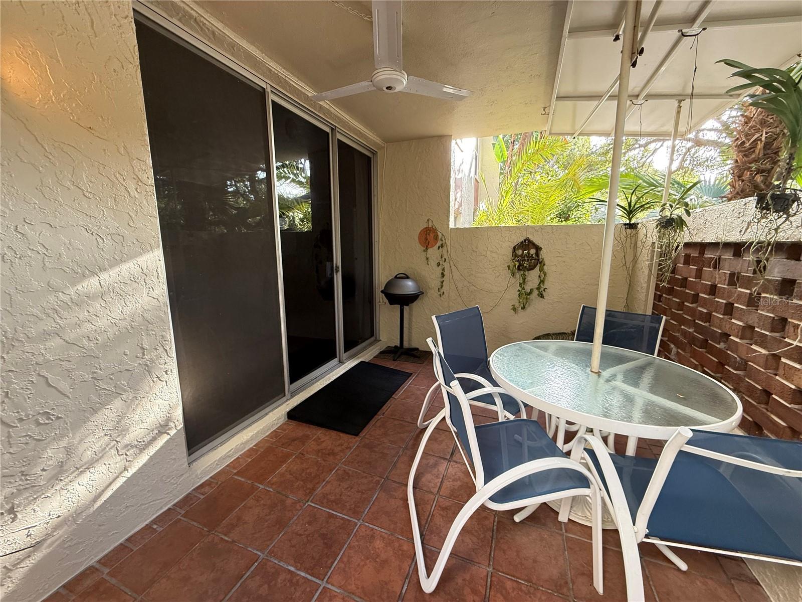 SEVILLE CONDO 4 - Residential