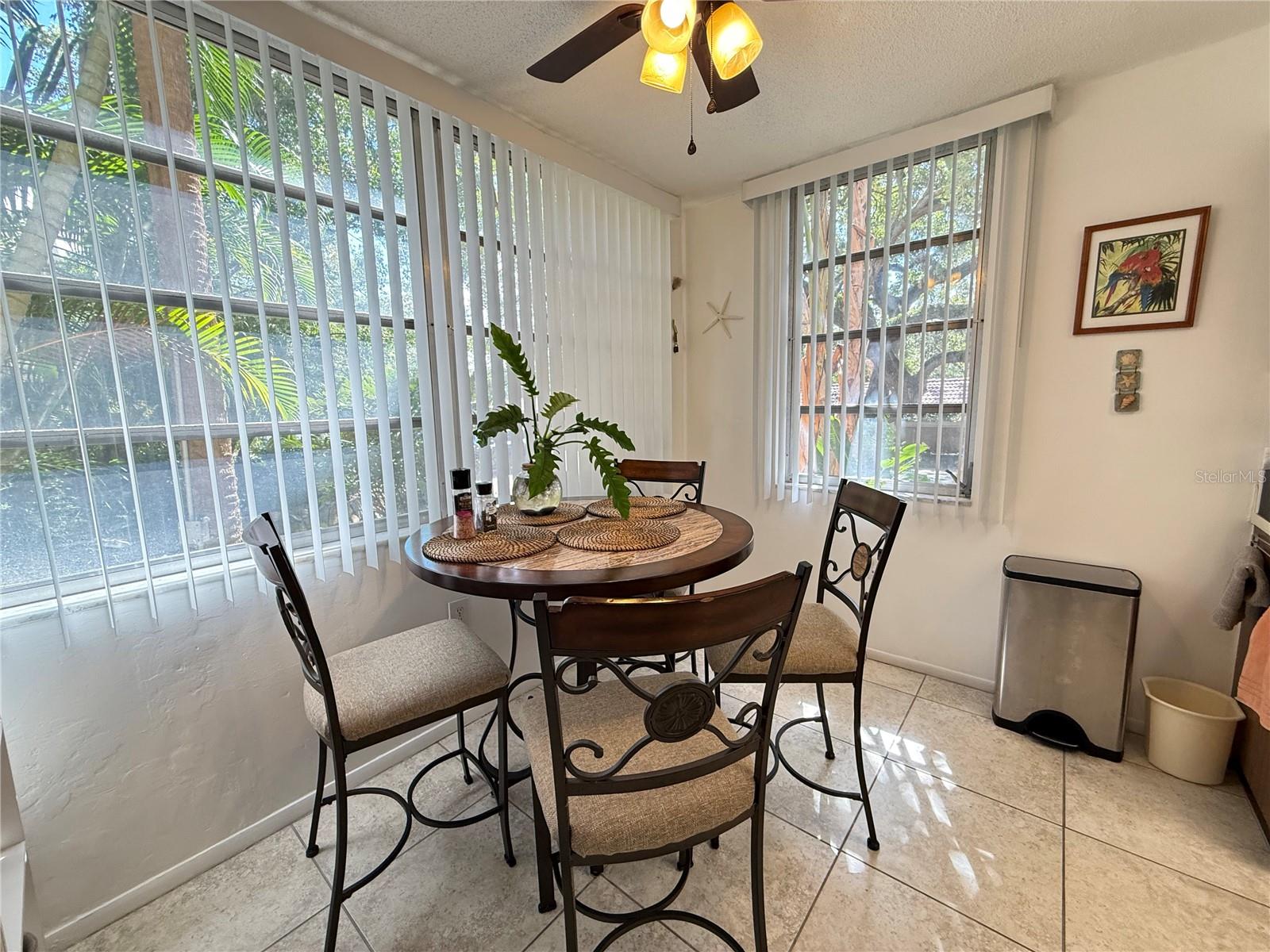 SEVILLE CONDO 4 - Residential
