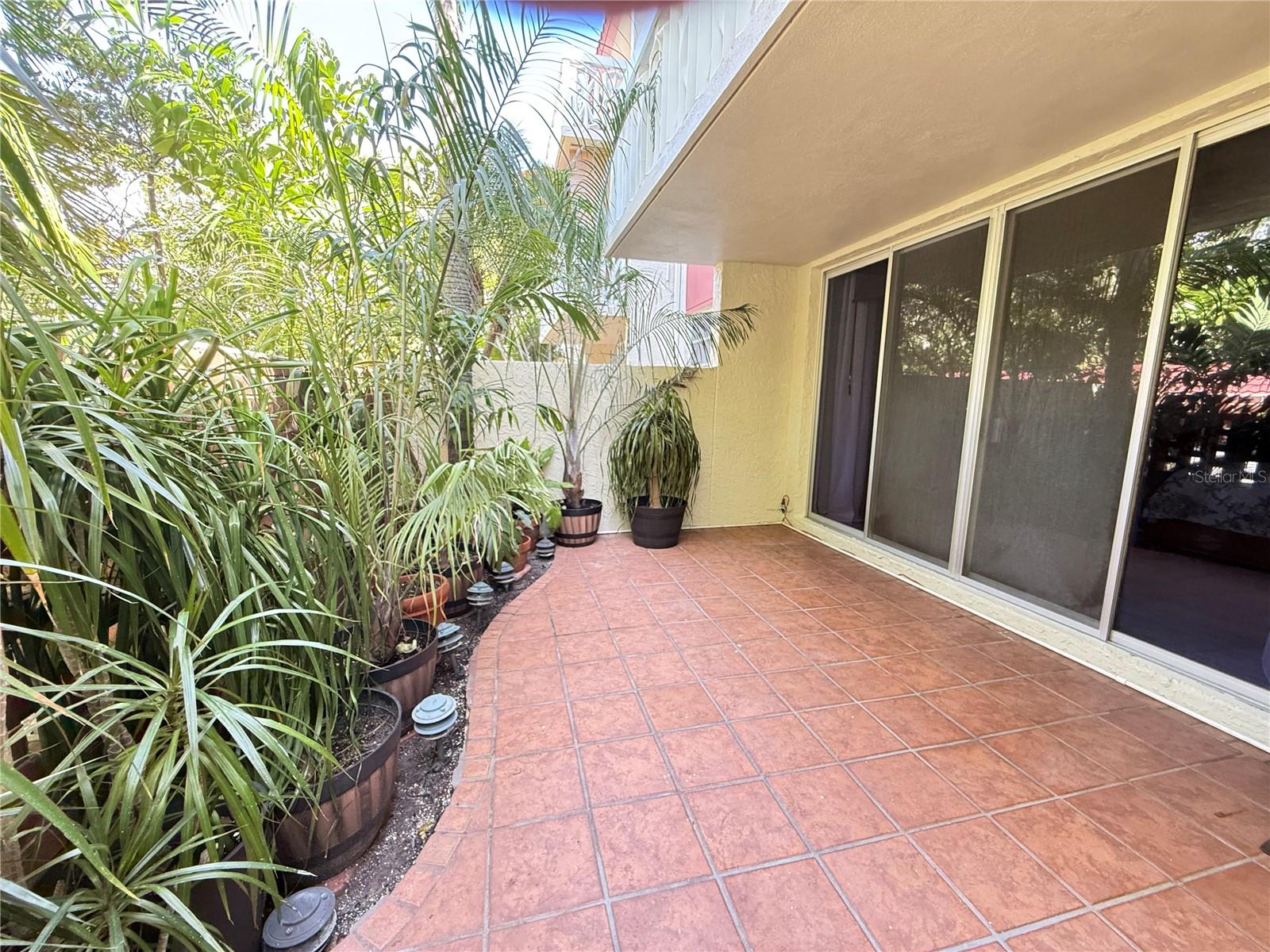 SEVILLE CONDO 4 - Residential