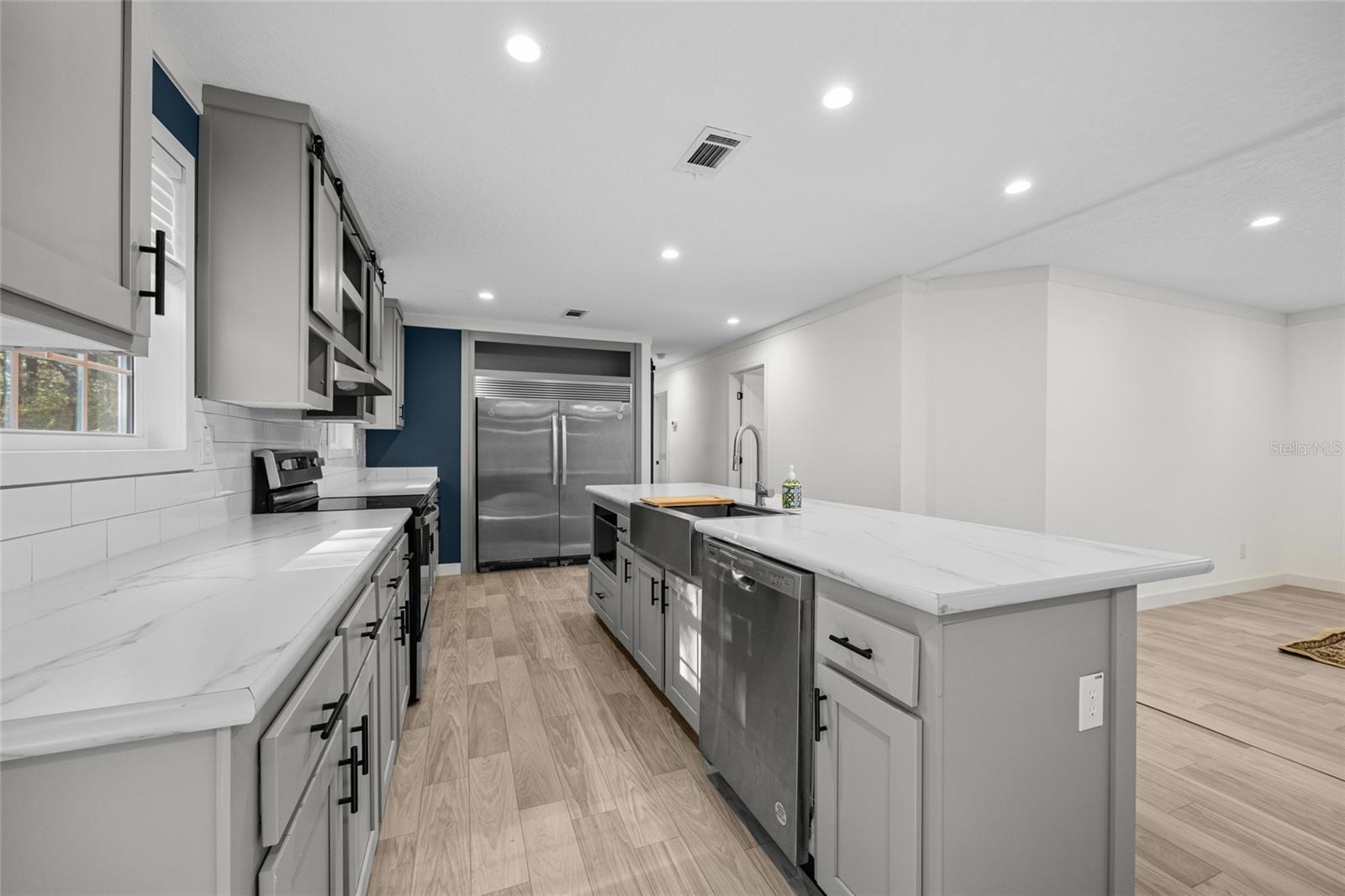 BIG TREE LAKES SEC B - Residential