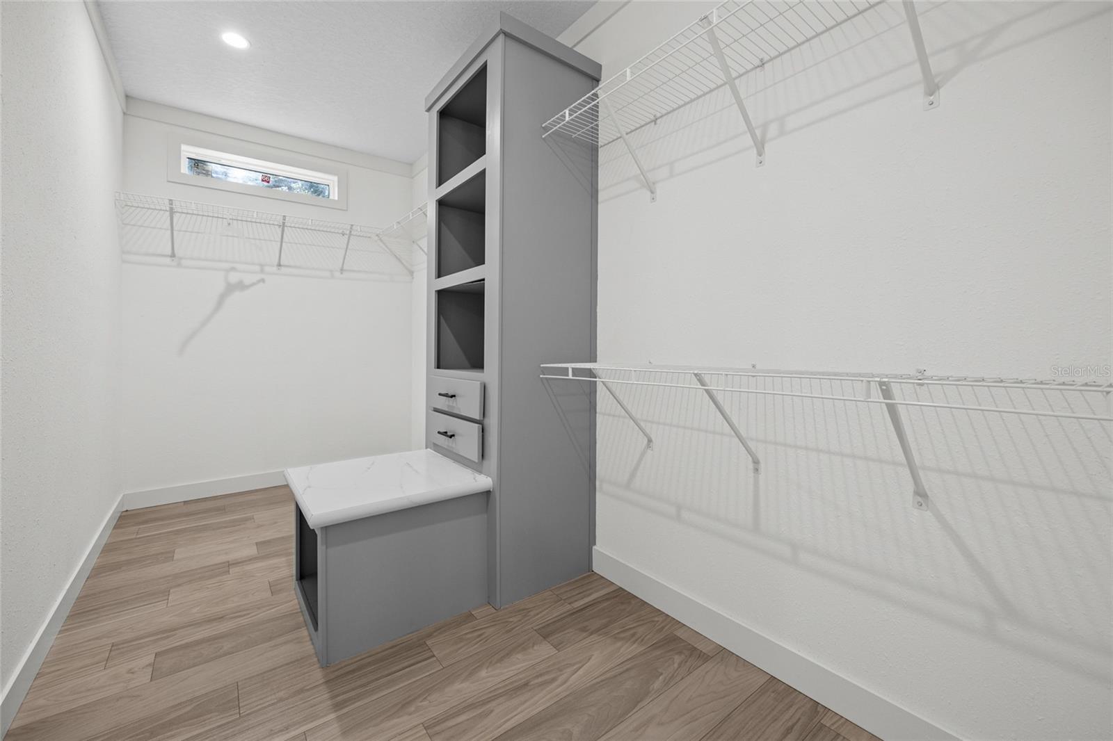 BIG TREE LAKES SEC B - Residential