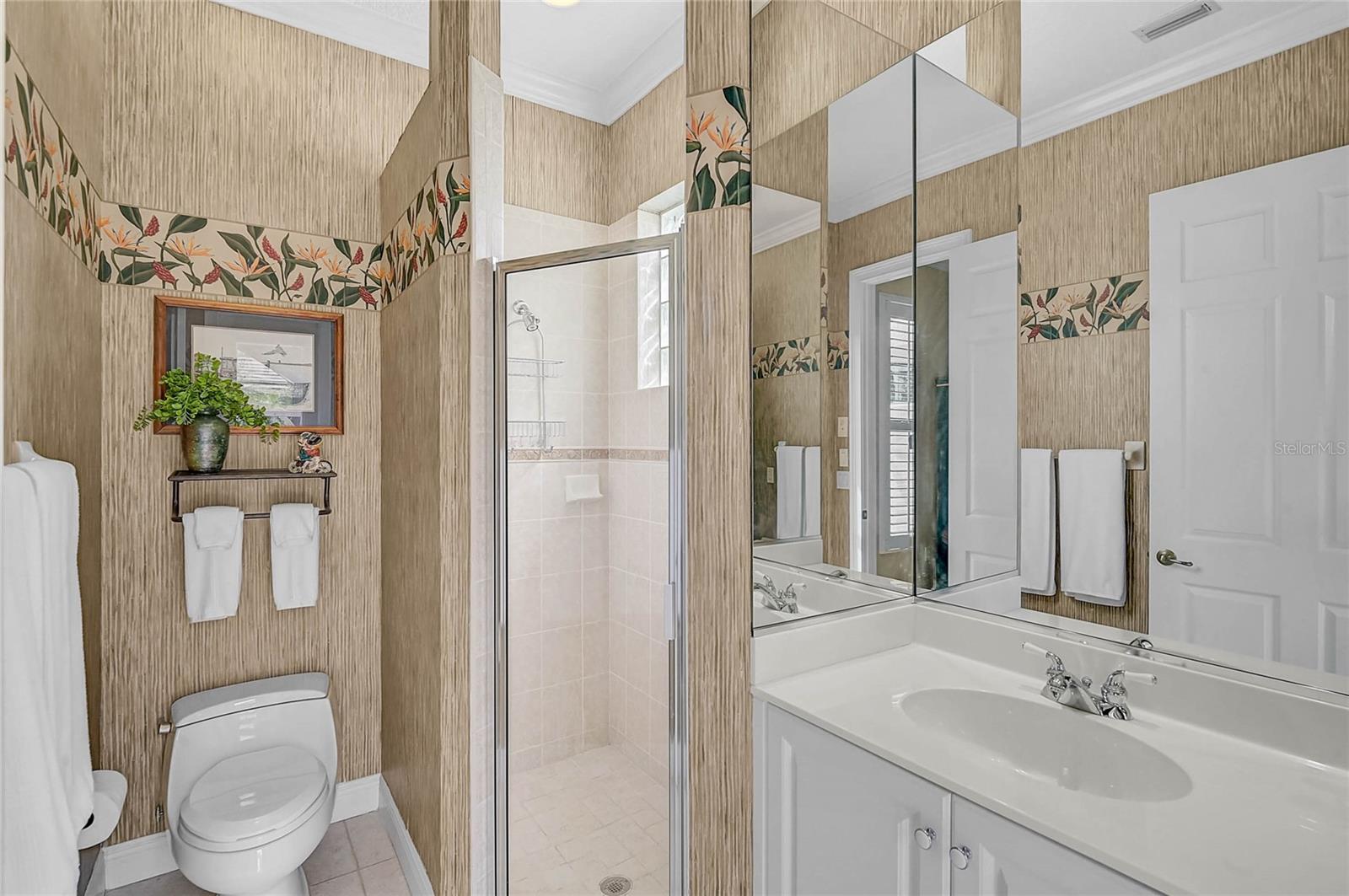 VENETIA PH 4 - Residential