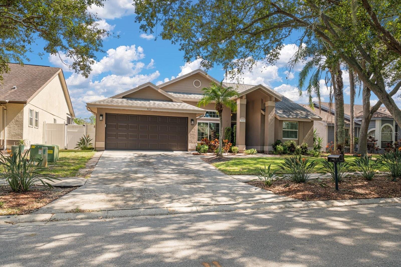 913 WESTWINDS BOULEVARD