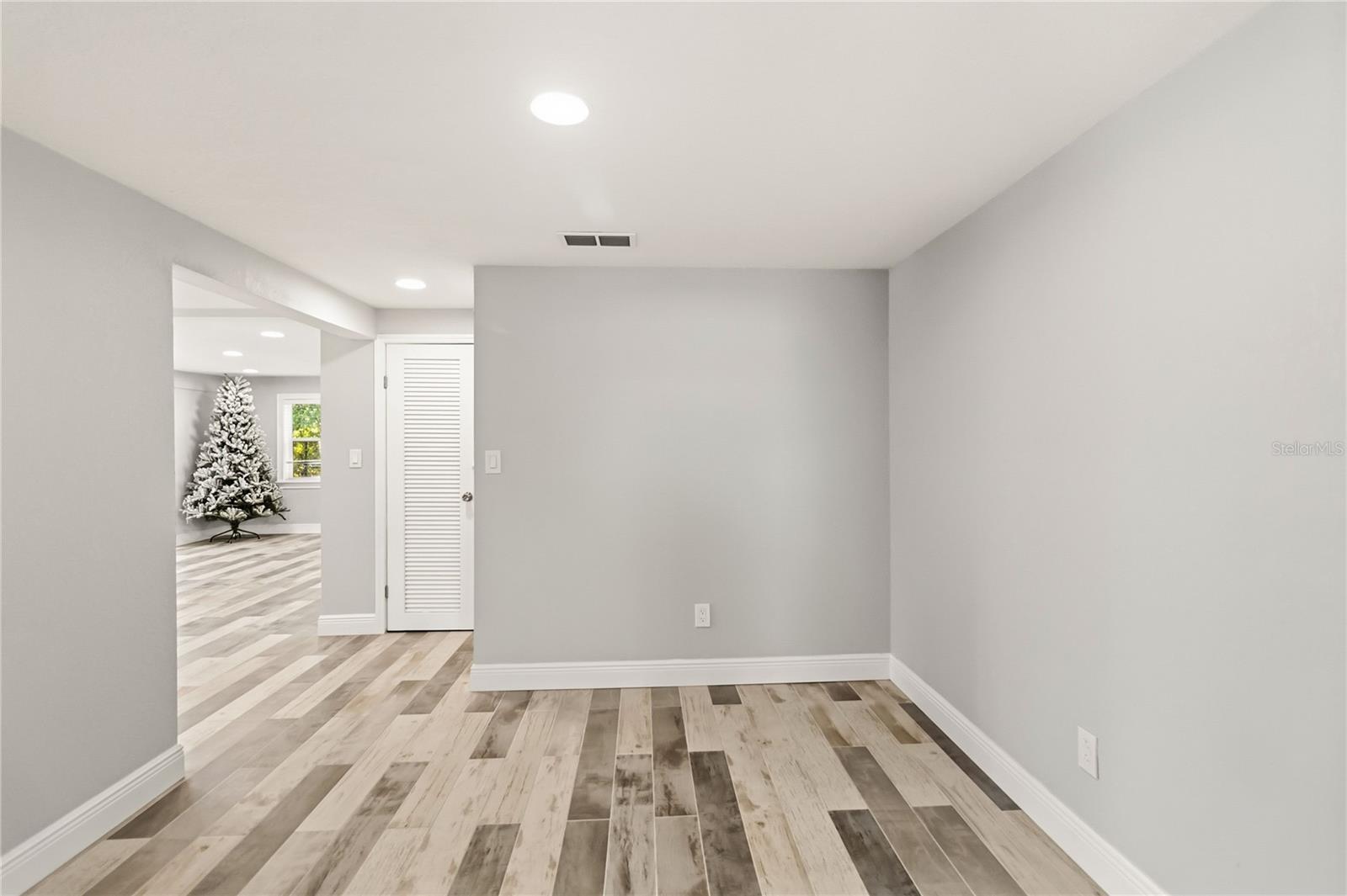 LOS TERRANOS - Residential