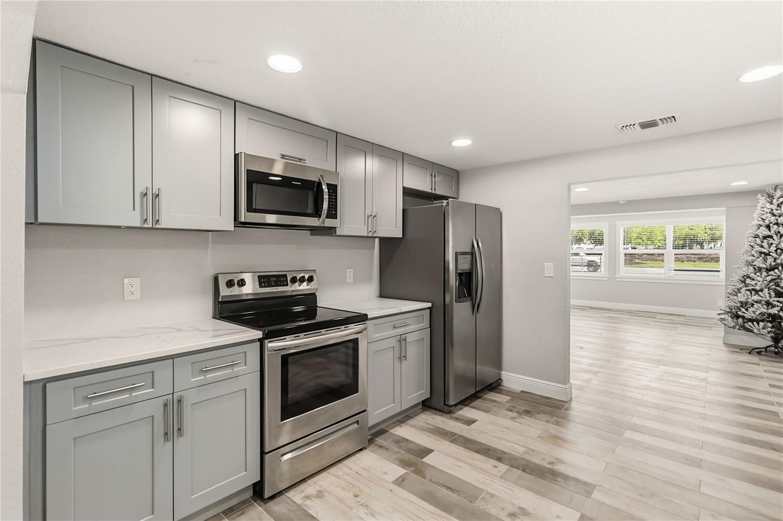 LOS TERRANOS - Residential