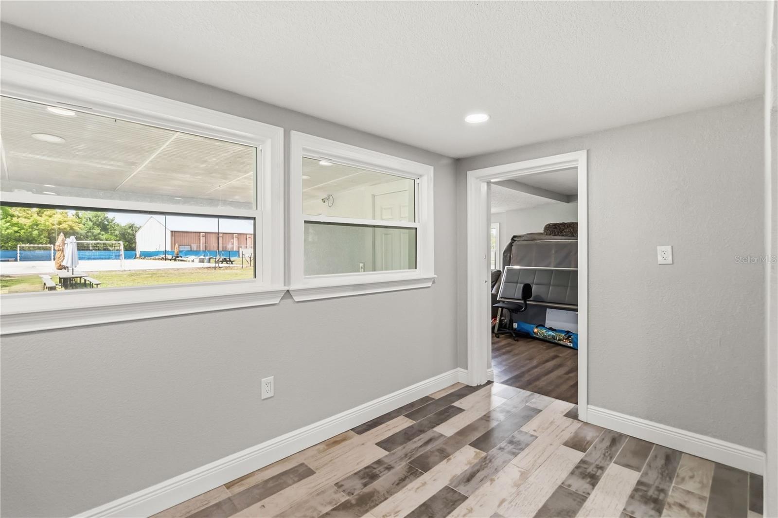 LOS TERRANOS - Residential