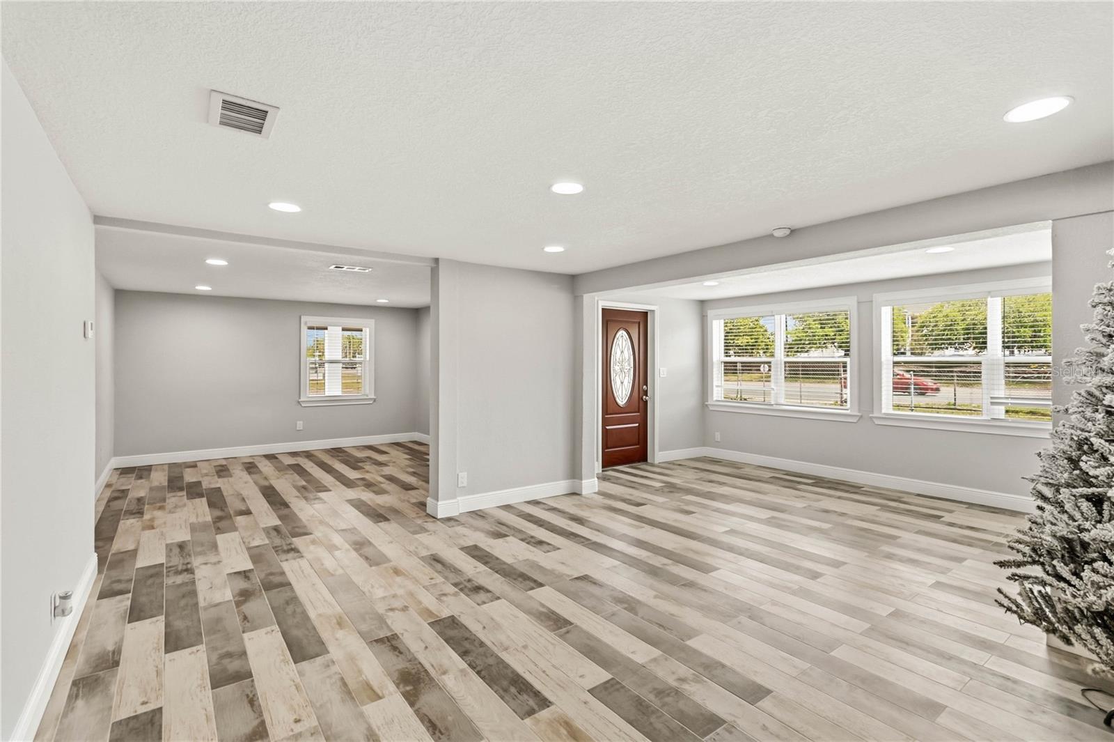 LOS TERRANOS - Residential