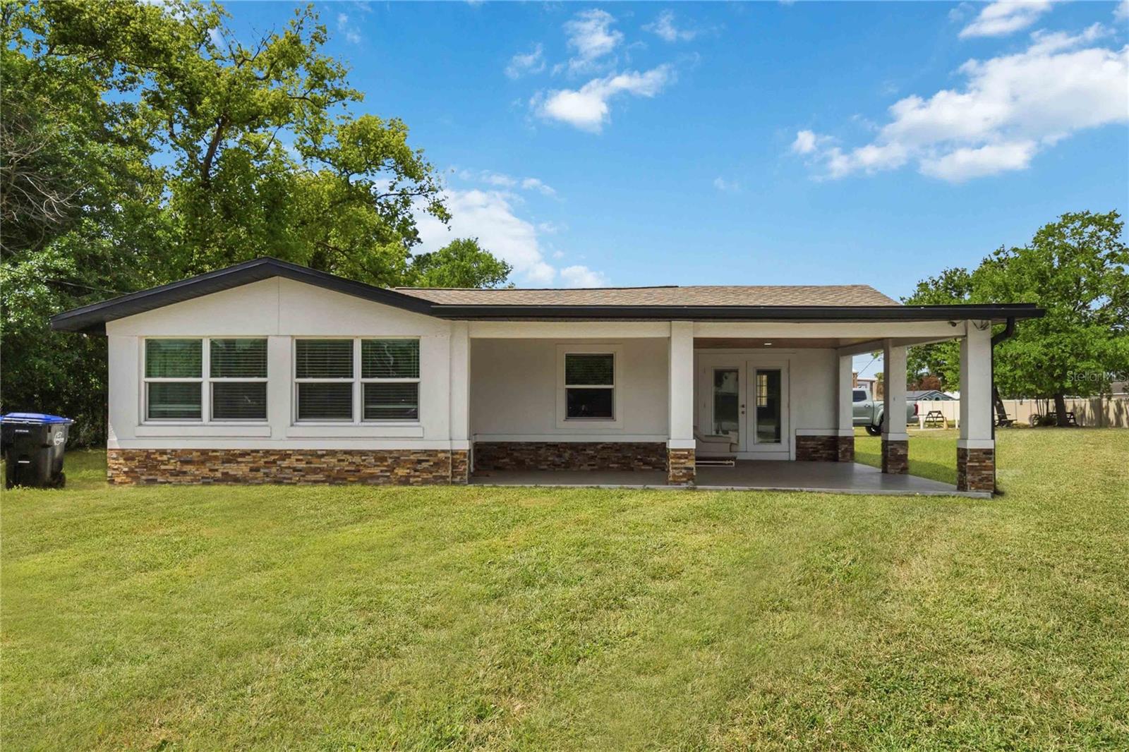 LOS TERRANOS - Residential